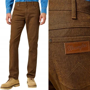 Wrangler GREENSBORO Monk's Robe PROSTE BRĄZOWE SPODNIE MATERIAŁOWE W44 L32 - Spodnie męskie - miniaturka - grafika 1