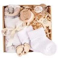 Zestawy upominkowe - Prezent na Baby Shower narodziny Chrzest Roczek pieluszka smoczek skarpetki - miniaturka - grafika 1
