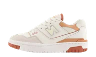Buty sportowe damskie - New Balance 550 White Au Lait - miniaturka - grafika 1