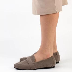 La.Fi Szare zamszowe loafersy, mokasyny damskie La.Fi 017G-SU - Półbuty damskie - miniaturka - grafika 1