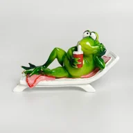 Figurki dekoracyjne - Figurka Dekoracyjna Ozdoba Zielona Żaba Pani Na Leżaku - miniaturka - grafika 1