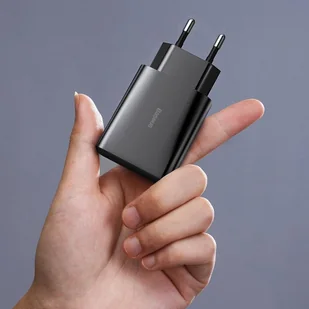 Baseus szybka ładowarka sieciowa USB Typ C Power Delivery 18 W 3 A + kabel USB Typ C - Lightning 2,4 A 1 m biały (TZCCFS-X02) - Ładowarki do telefonów - miniaturka - grafika 11