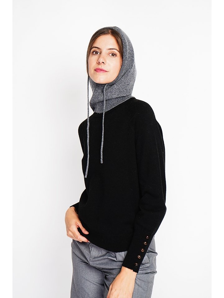 William de Faye Kominiarka w kolorze szarym