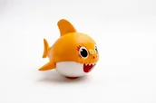 Figurki dla dzieci - Comansi figurka Baby Shark - Grandma Shark Y90244 - figurka - miniaturka - grafika 1
