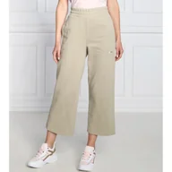 Dresy damskie - Tommy Hilfiger Spodnie dresowe | flare fit - miniaturka - grafika 1