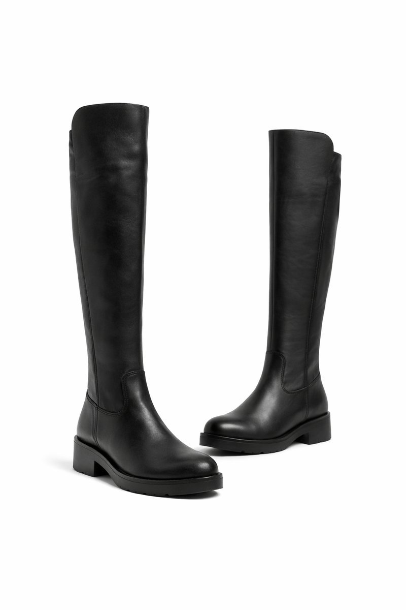 STEVE MADDEN CZARNE KOZAKI ZA KOLANO Z PŁASKĄ PODESZWĄ SKÓRA 41 1I1D
