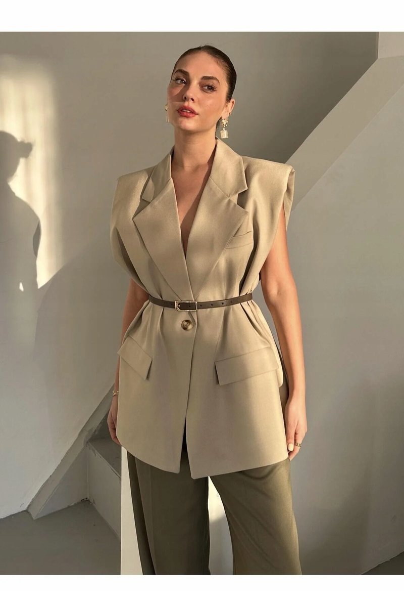 ELEGANCKA BEŻOWA KAMIZELKA DAMSKA Z PASKIEM BEZ KAPTURA S 5GA*
