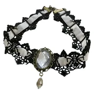 Naszyjniki - Gotycki Koronkowy Choker z Kamieniem Biały - miniaturka - grafika 1