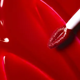 3INA 3INA 3INA The Lip Gloss 250 Ciemnoróżowy czerwony 8.0 ml - Błyszczyki do ust - miniaturka - grafika 5
