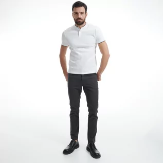 Spodnie męskie - Reserved Spodnie ze strukturalnej tkaniny slim fit - Szary - grafika 1