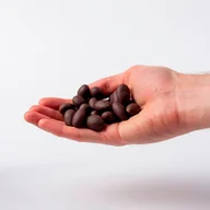 Orzechy i nasiona - Yaro Migdał W Solonej Czekoladzie, 75G - miniaturka - grafika 1