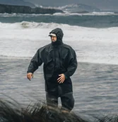 Kurtki i kamizelki sportowe męskie - Kurtka Unda Gulfponcho - miniaturka - grafika 1