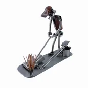 Figurki dekoracyjne - Metalowa figurka Ogrodnik koszący trawę. Idealny prezent - miniaturka - grafika 1