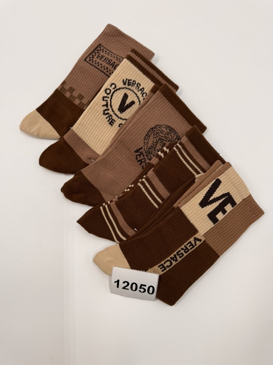 Skarpety VERSACE rozmiar 39-42 pięć par (12050w9