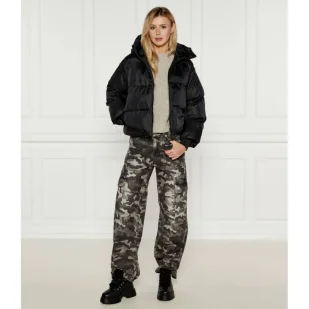 Michael Kors Jeansy CAMO CARGO JEAN Loose fit - Spodnie damskie - miniaturka - grafika 1