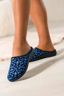 Kapcie damskie - Granatowe kapcie damskie Inblu obuwie domowe ozdobione napisami Love VG999967 - miniaturka - grafika 1