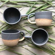 Kubki - Ceramiczny kubek z uszkiem POTPOTSTUDIO - Urban 300 ml - miniaturka - grafika 1