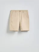 Spodenki męskie - Reserved - Szorty chino regular fit - beżowy - miniaturka - grafika 1