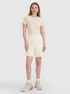 Spodenki damskie - 4F Spodenki dresowe ze strukturalnej dzianiny damskie - białe L - miniaturka - grafika 1