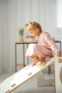 Kostka Wielozadaniowa + MAŁA zjeżdżalnia DRABINKA - Place zabaw - miniaturka - grafika 1