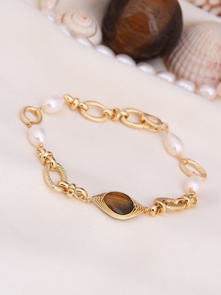 L'Atelier de Gaia Pozłacana bransoletka z tygrysim okiem i perłami