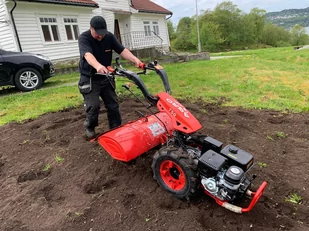 CEDRUS TJ02 TRAKTOREK TRAKTOR JEDNOOSIOWY MIKROCIĄGNIK GLEBOGRYZARKA DZIK WOM JANSEN AGRO BCS PASQUALI GRILLO MURATORI - EWIMAX - OFICJALNY DYSTRYBUTOR - AUTORYZOWANY DEALER CEDRUS - Ciągniki jednoosiowe - miniaturka - grafika 25