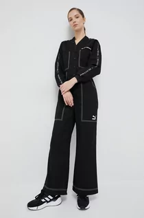 Kombinezony - Puma kombinezon jeansowy kolor czarny bawełniany z dekoltem w szpic - grafika 1