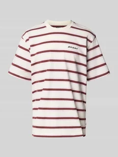 T-shirt ze wzorem w paski i okrągłym dekoltem - Koszulki męskie - miniaturka - grafika 1