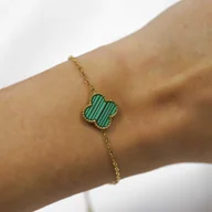 Bransoletki - Bransoletka złota damska zielona koniczynka ze stali jubilerskiej - miniaturka - grafika 1