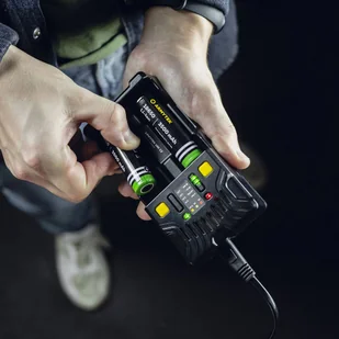 Armytek - Ładowarka Uni C2 - Adapter samochodowy - A02401C - Amunicja i osprzęt ASG - miniaturka - grafika 11