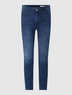 Spodnie męskie - Jeansy o kroju skinny fit z 5 kieszeniami - grafika 1