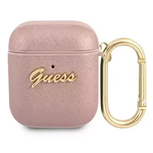 Guess GUA2SASMP AirPods cover różowy/pink Saffiano Script Metal Collection - Akcesoria do słuchawek - miniaturka - grafika 1