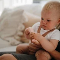 Szczoteczki do zębów - Mushie 2 Pierwsze szczoteczki na palec Blush &amp Shifting Sand Mushie 2460192 - miniaturka - grafika 1