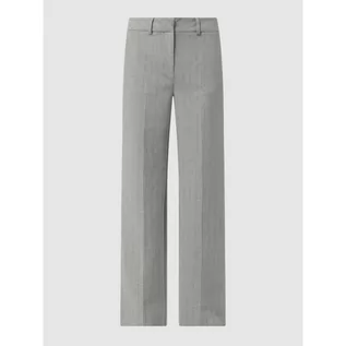 Spodnie damskie - Spodnie materiałowe w cienkie prążki model 'Rita' - Selected Femme - grafika 1