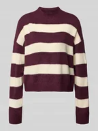 Swetry damskie - Sweter o kroju regular fit ze wzorem na całej powierzchni model ‘NEZ’ - miniaturka - grafika 1