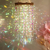 Rękodzieło - TEMU 1 szt. Tęczowy Kryształowy Łapacz Słońca z Kolorowymi Szklanymi Koralikami i Drewnianymi Wisiorkami - Błyszczący Prismatyczny Dekor Wiszący do - miniaturka - grafika 1