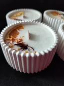 Świece - Zapachowa świeca sojowa o zapachu "Piernik" - miniaturka - grafika 1