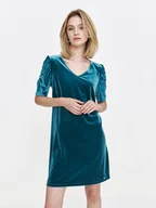 Sukienki - Velvetowa sukienka w kolorze morskiej zieleni - miniaturka - grafika 1