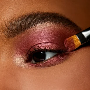 MAC Eye Shadow cień do powiek Cranberry Frost 1,5g - Cienie do powiek - miniaturka - grafika 4