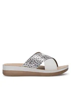 Klapki i japonki damskie - Inblu Klapki FT000013 Beżowy - miniaturka - grafika 1