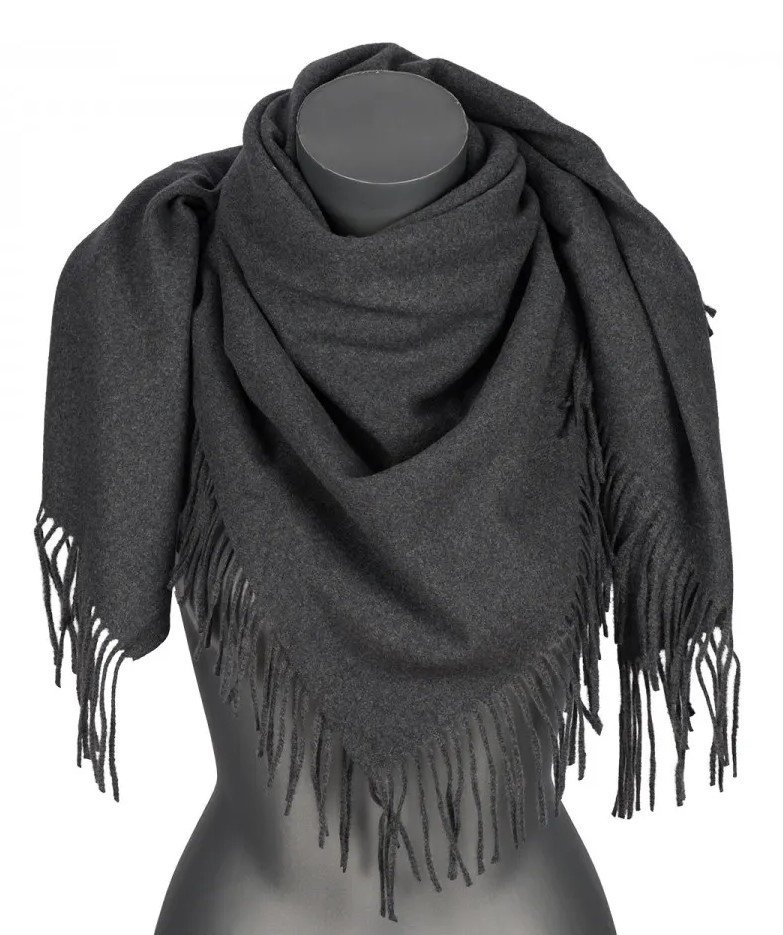 Chusta damska bawełniana jednokolorowa na prezent z frędzlami FGC-15 grafit