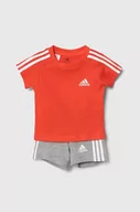 Dresy i komplety dla chłopców - adidas komplet bawełniany dziecięcy kolor czerwony - miniaturka - grafika 1