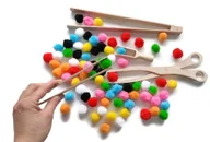 Przybory szkolne - Zestaw POMPONY + przybory Motoryka mała Montessori - miniaturka - grafika 1