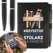 Notesy i bloczki - NOTES A6 DŁUGOPIS Prezent dla STOLARZA Twoje IMIĘ - miniaturka - grafika 1