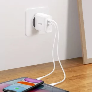 Ugreen szybka ładowarka sieciowa 2x USB Typ C 36 W Quick Charge 4.0 Power Delivery SCP FCP AFC biały (70264 CD199) - Ładowarki do telefonów - miniaturka - grafika 3