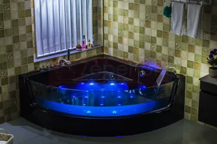 Zepehof Wanna z hydromasażem CN-3131 narożna - Wanny z hydromasażem - miniaturka - grafika 1