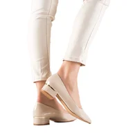 Czółenka - Goodin Klasyczne czółenka na niskim obcasie beżowy - miniaturka - grafika 1