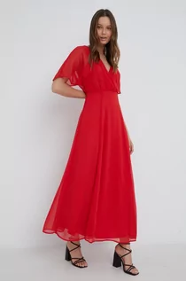 Sukienki - Vila sukienka kolor czerwony maxi rozkloszowana - grafika 1
