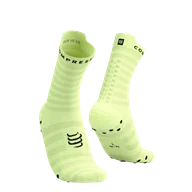 Skarpetki sportowe męskie - COMPRESSPORT Skarpetki do biegania PRORACING SOCKS V4 ULTRALIGHT RUN HIGH shadow lime/black - miniaturka - grafika 1