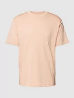Koszulki męskie - T-shirt z prążkowanym okrągłym dekoltem - miniaturka - grafika 1